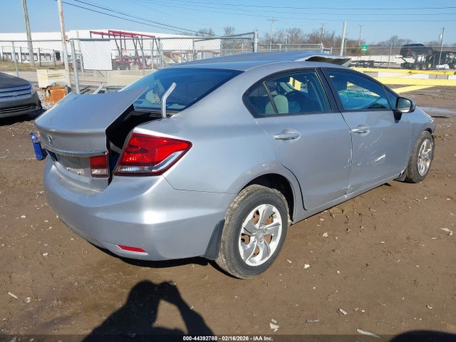 44392788 :رقم المزاد ، 19XFB2F55FE026354 vin ، 2015 Honda Civic Lx مزاد بيع