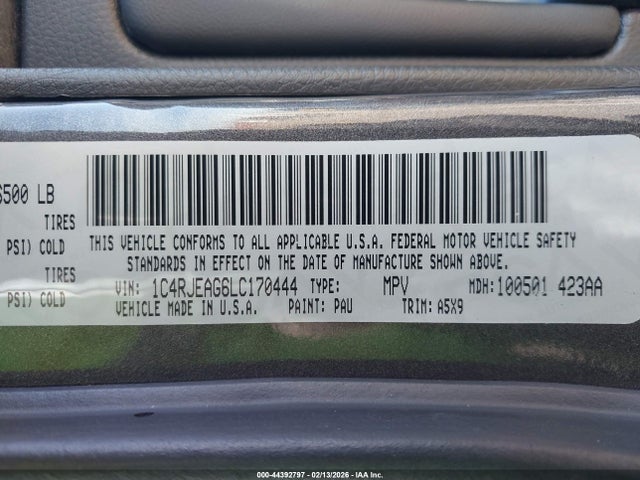 1C4RJEAG6LC170444 Jeep Grand Cherokee Laredo E 4x2