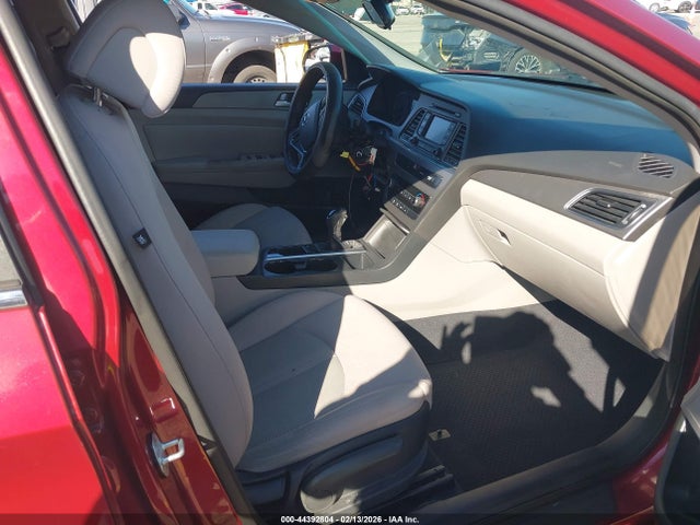 5NPE24AF7FH166375 Hyundai SONATA SE