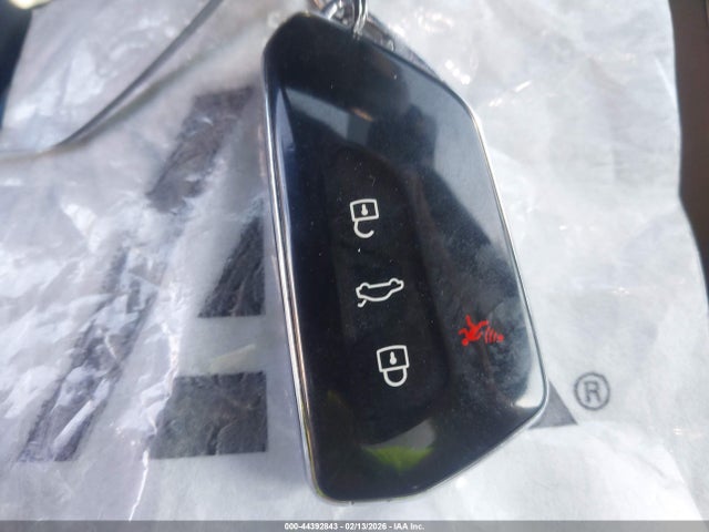 2022 VOLKSWAGEN ID.4 WVGTMPE26NP036757 Photo 10