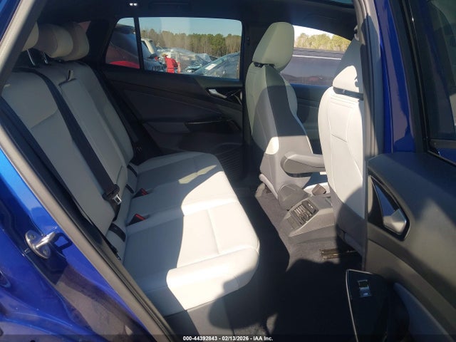 2022 VOLKSWAGEN ID.4 WVGTMPE26NP036757 Photo 7