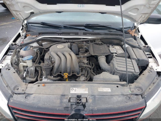 Продажа на аукционе авто 2013 Volkswagen Jetta 2.0l S, vin: 3VW2K7AJ7DM282253, номер лота: 44392874