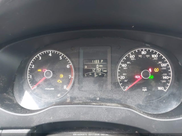 Продажа на аукционе авто 2013 Volkswagen Jetta 2.0l S, vin: 3VW2K7AJ7DM282253, номер лота: 44392874
