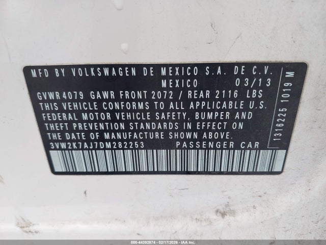 Продажа на аукционе авто 2013 Volkswagen Jetta 2.0l S, vin: 3VW2K7AJ7DM282253, номер лота: 44392874