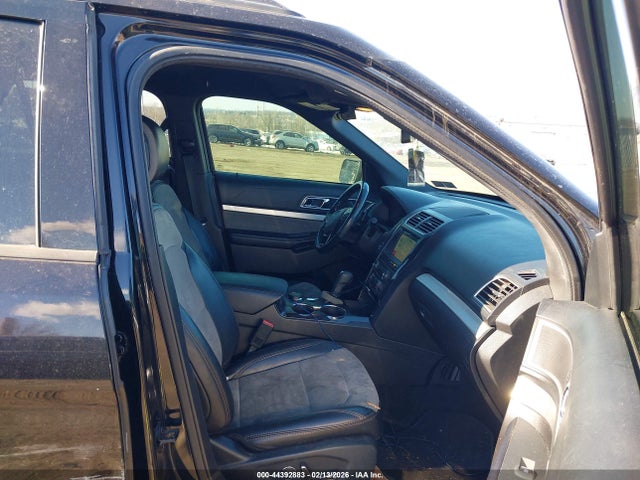 Ford EXPLORER XLT 2017 1FM5K8D84HGD09435 Image 5