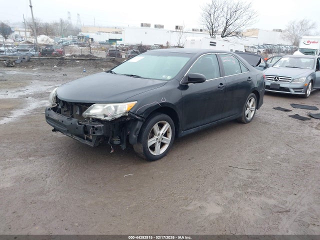 Toyota CAMRY SE 2014 4T1BF1FK6EU467523 Image 2