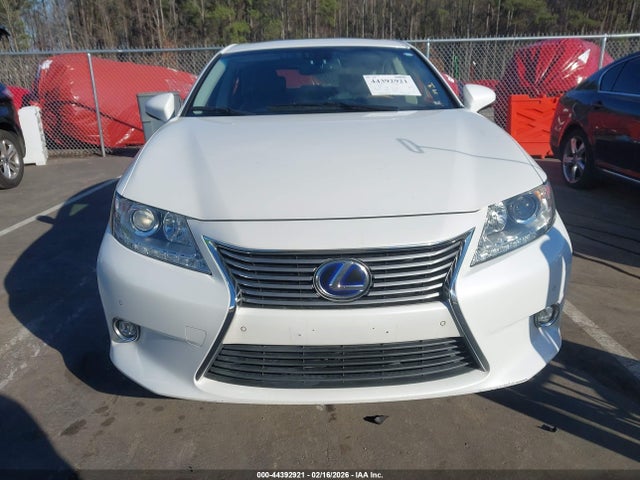 Продаж на аукціоні авто 2015 Lexus Es 300h, vin: JTHBW1GG3F2090465, номер лоту: 44392921