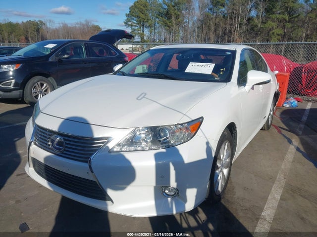Продаж на аукціоні авто 2015 Lexus Es 300h, vin: JTHBW1GG3F2090465, номер лоту: 44392921