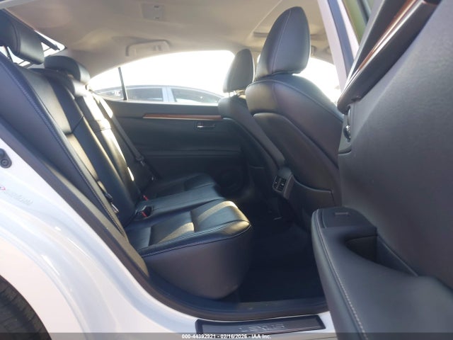 Продаж на аукціоні авто 2015 Lexus Es 300h, vin: JTHBW1GG3F2090465, номер лоту: 44392921