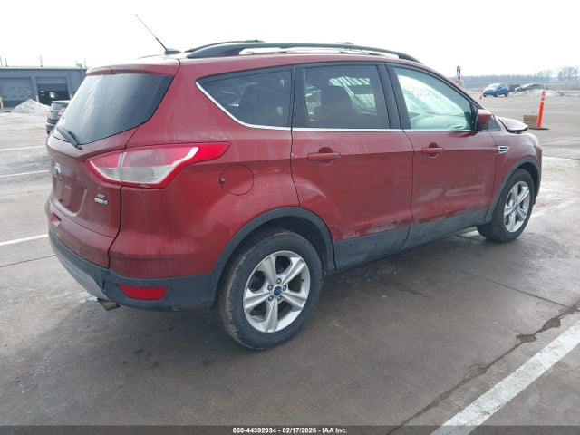 1FMCU9GX3GUB74765 Ford ESCAPE SE