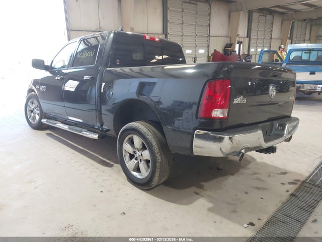 Aukcja sprzedaży 2017 Ram 1500 Big Horn  4x4 5'7 Box, vin: 1C6RR7LT3HS638584, numer aukcji: 44392961