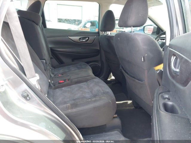 2015 Nissan Rogue S მანქანა იყიდება აუქციონზე, vin: KNMAT2MT9FP522430, აუქციონის ნომერი: 44392963