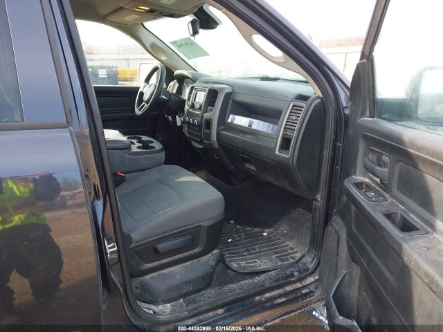 2015 Ram 1500 Express მანქანა იყიდება აუქციონზე, vin: 1C6RR7FT7FS699011, აუქციონის ნომერი: 44392998