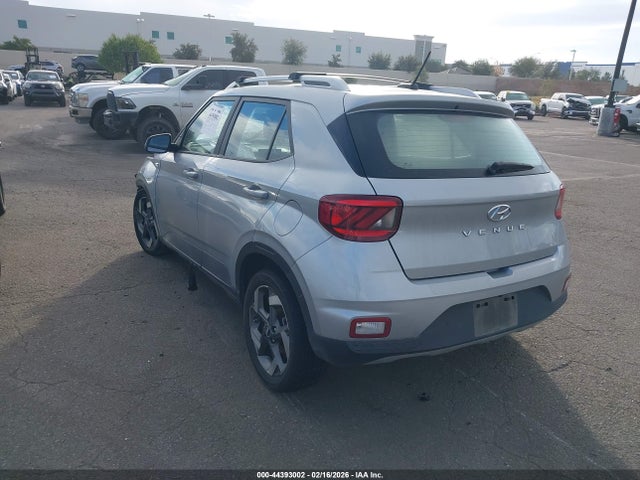 Hyundai Venue Sel 2023 KMHRC8A33PU220897 Image 3