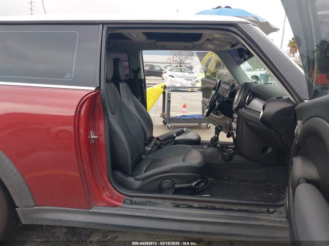 2008 MINI COOPER WMWMF33598TT66961 Photo 4