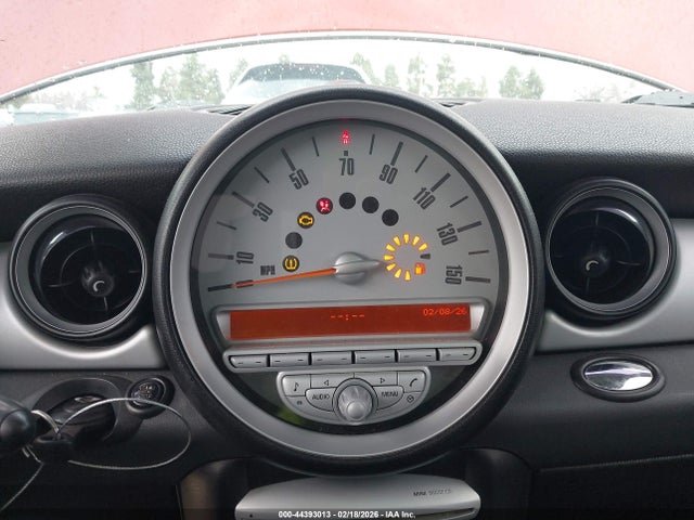 2008 MINI COOPER WMWMF33598TT66961 Photo 6