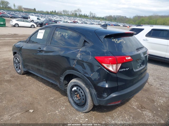 2018 HONDA HR-V 3CZRU6H53JG723153 Photo 2