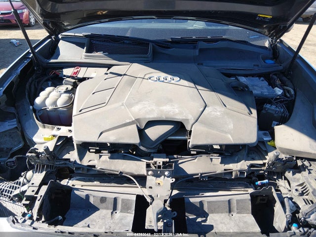 2019 Audi Q8 55 Premium მანქანა იყიდება აუქციონზე, vin: WA1CVAF10KD027354, აუქციონის ნომერი: 44393048