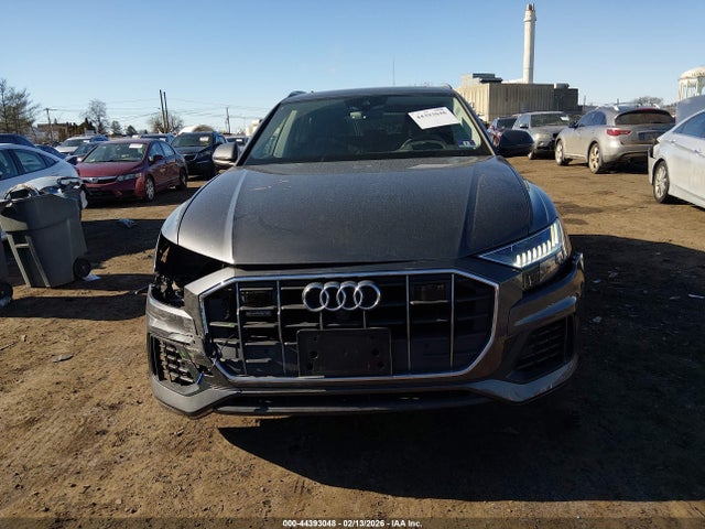 2019 Audi Q8 55 Premium მანქანა იყიდება აუქციონზე, vin: WA1CVAF10KD027354, აუქციონის ნომერი: 44393048