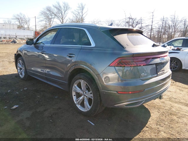 2019 Audi Q8 55 Premium მანქანა იყიდება აუქციონზე, vin: WA1CVAF10KD027354, აუქციონის ნომერი: 44393048