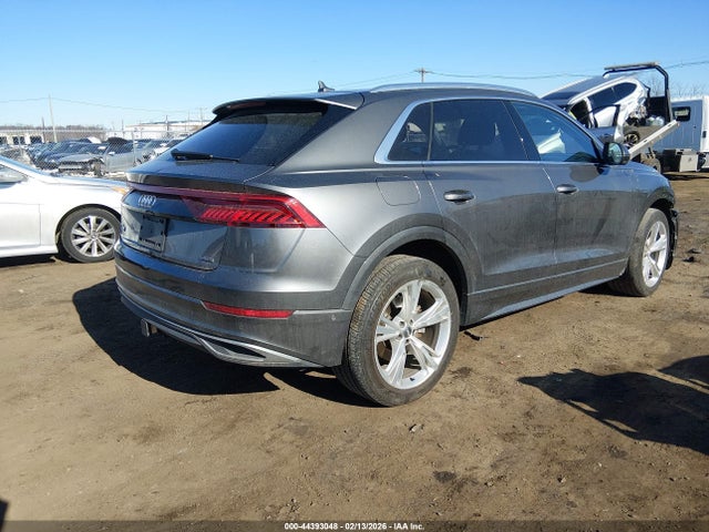 2019 Audi Q8 55 Premium მანქანა იყიდება აუქციონზე, vin: WA1CVAF10KD027354, აუქციონის ნომერი: 44393048