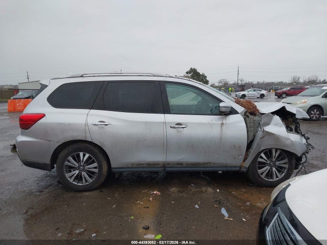 5N1DR2MM3KC581068 Nissan Pathfinder Sv