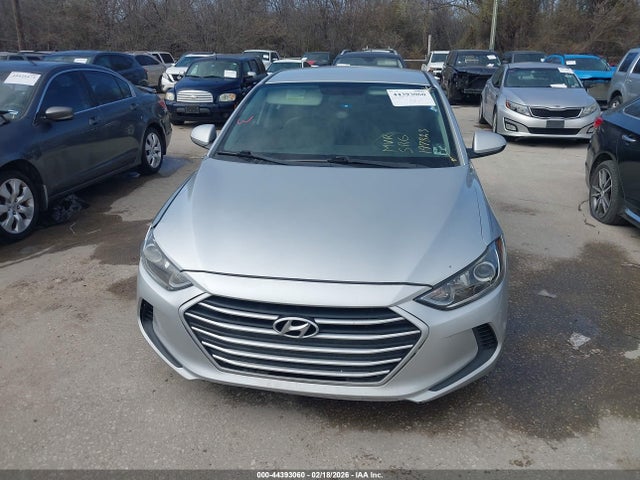 Hyundai ELANTRA SE 2017 5NPD84LF6HH197823 Image 12