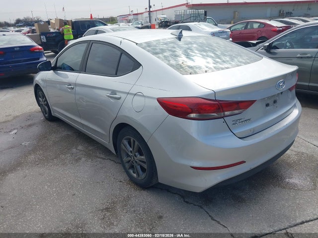Hyundai ELANTRA SE 2017 5NPD84LF6HH197823 Image 3