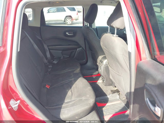 3C4NJCAB1JT271979 Jeep Compass Sport Fwd