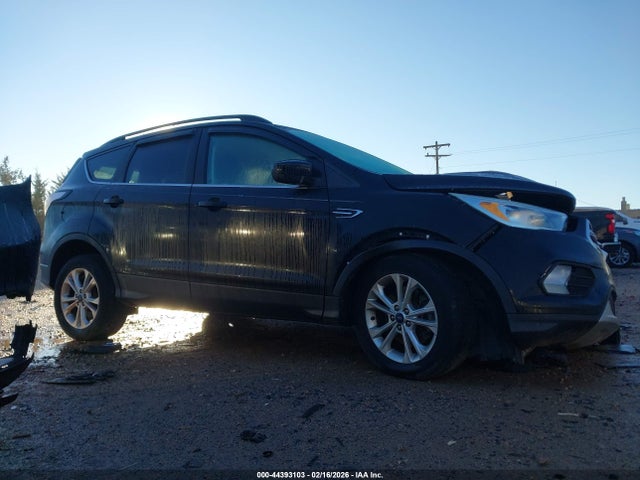 1FMCU9GDXJUA11768 Ford ESCAPE SE