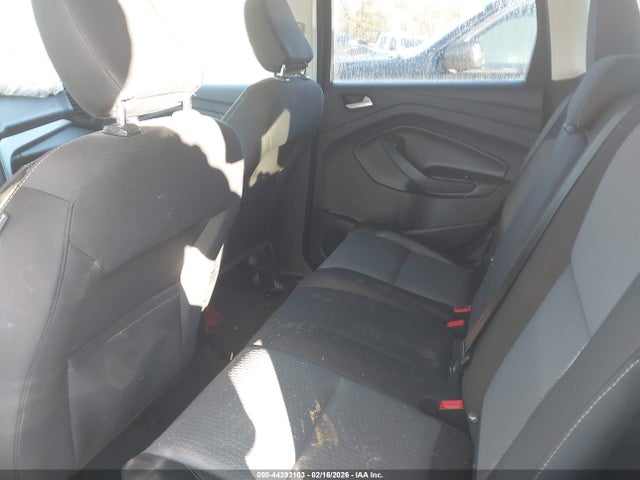 1FMCU9GDXJUA11768 Ford ESCAPE SE