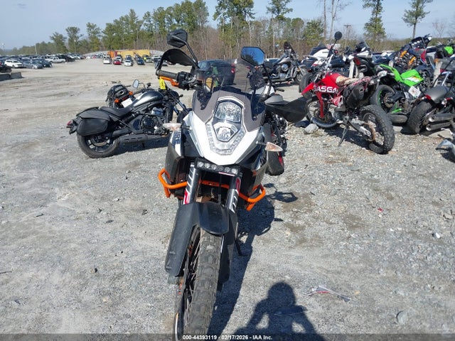 2014 KTM 1190 VBKV29409EM906502 Photo 4