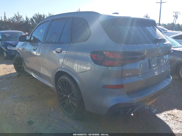 5UX33EU01T9086977 BMW X5 M60i