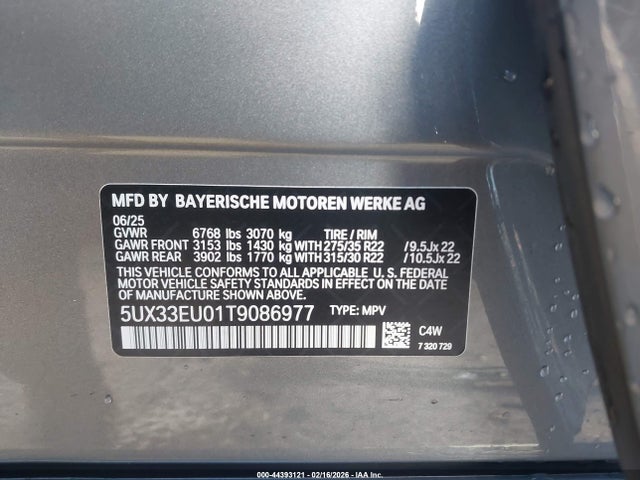 5UX33EU01T9086977 BMW X5 M60i