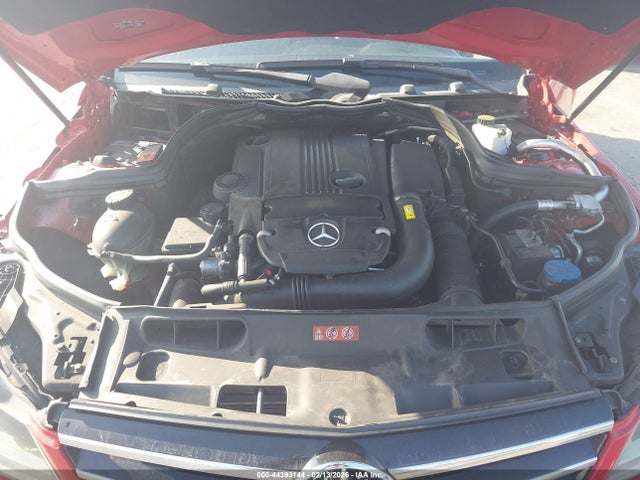 Aukcja sprzedaży 2014 Mercedes-benz C 250 Sport, vin: WDDGF4HBXER315150, numer aukcji: 44393144
