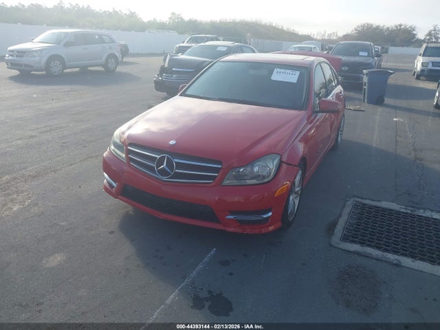 Aukcja sprzedaży 2014 Mercedes-benz C 250 Sport, vin: WDDGF4HBXER315150, numer aukcji: 44393144