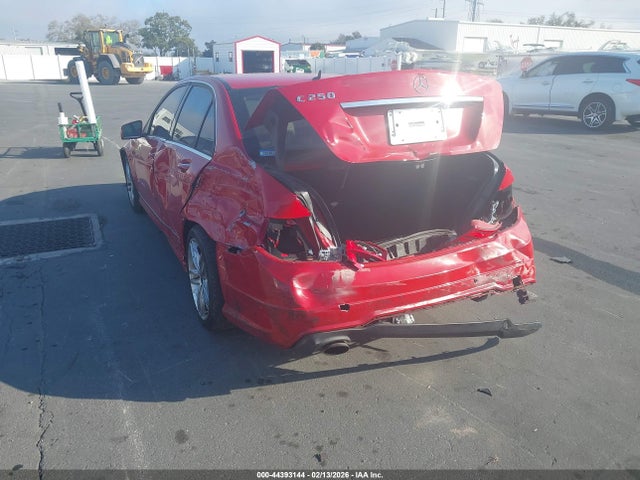 Aukcja sprzedaży 2014 Mercedes-benz C 250 Sport, vin: WDDGF4HBXER315150, numer aukcji: 44393144