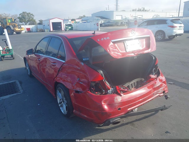 Aukcja sprzedaży 2014 Mercedes-benz C 250 Sport, vin: WDDGF4HBXER315150, numer aukcji: 44393144