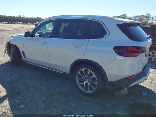 2024 BMW X5 5UX23EU00R9S37490 Photo 2