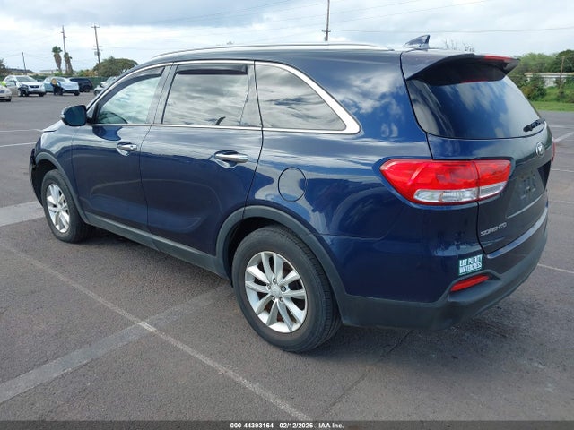 5XYPG4A33GG177284 KIA Sorento 2.4l Lx