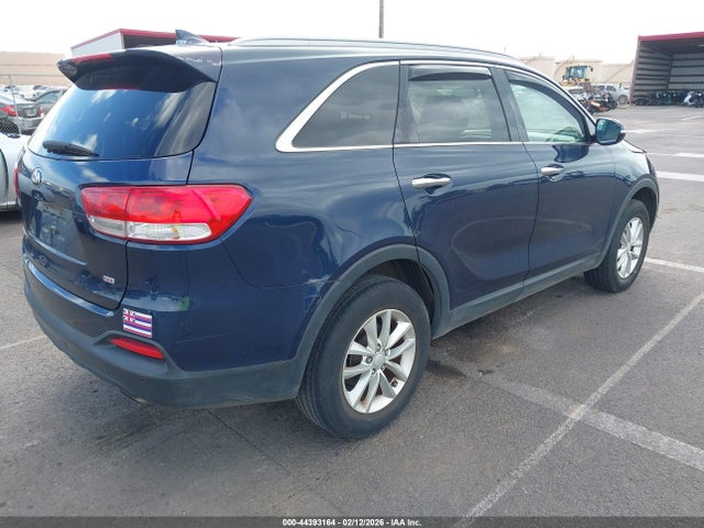 5XYPG4A33GG177284 KIA Sorento 2.4l Lx
