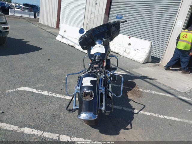 2019 HARLEY-DAVIDSON FLHTCU 1HD1FCC11KB636005 Photo 5