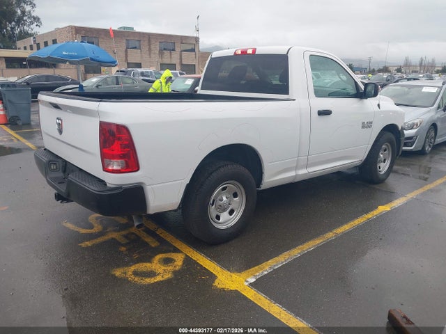 3C6JR6AG2JG139964 RAM 1500