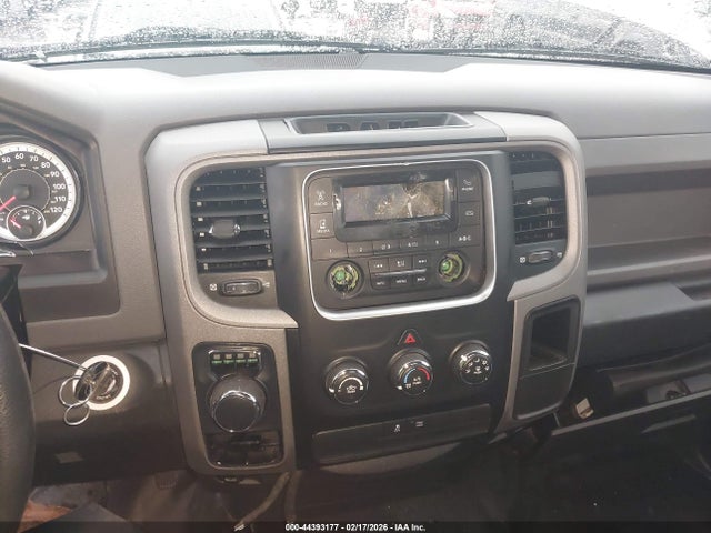 3C6JR6AG2JG139964 RAM 1500