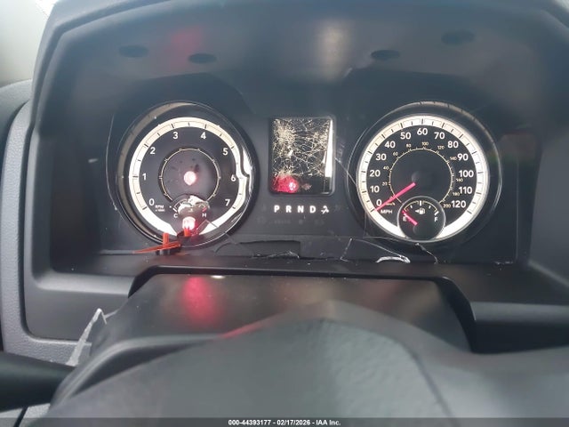 3C6JR6AG2JG139964 RAM 1500