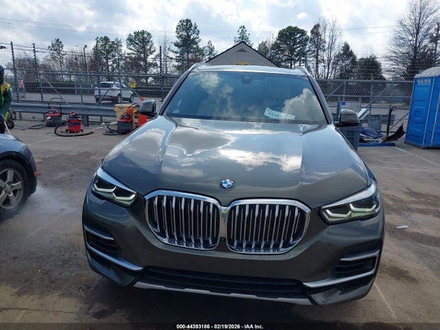 44393186 :رقم المزاد ، 5UXCR6C05N9K22035 vin ، 2022 Bmw X5 Xdrive40i مزاد بيع
