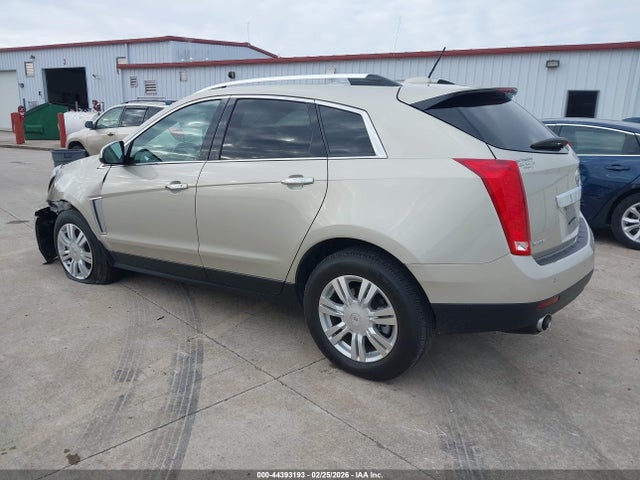 2016 CADILLAC SRX 3GYFNBE31GS535278 Photo 2