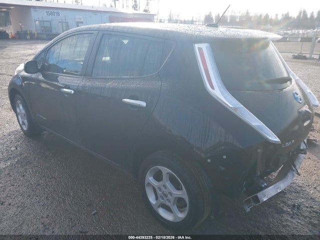 Nissan LEAF SV 2015 1N4AZ0CP3FC301832 Image 3