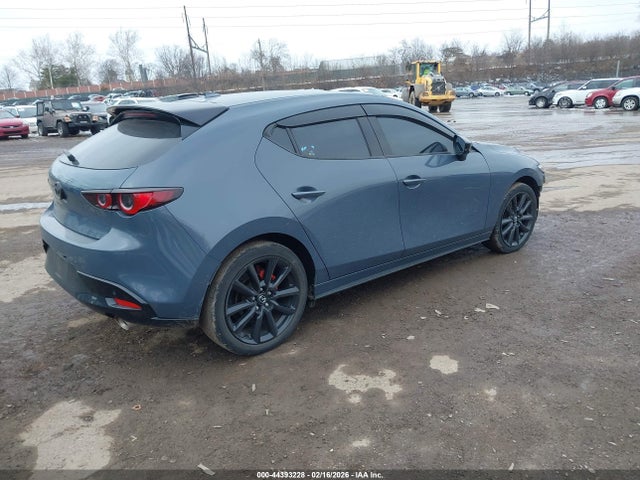 Mazda Mazda3 2.5 Turbo Premium Plus 2022 JM1BPBNY4N1513414 Image 4