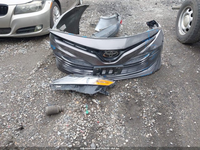 4T1B11HK9JU092961 Toyota CAMRY XLE